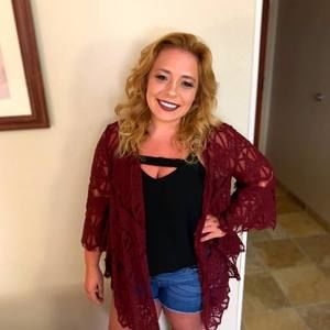 Meet your Posher, Marisa